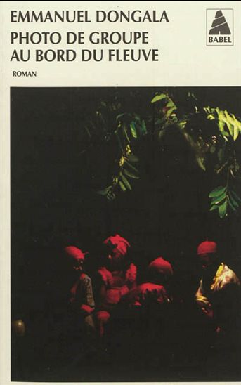 Photo de groupe au bord du fleuve - EMMANUEL DONGALA
