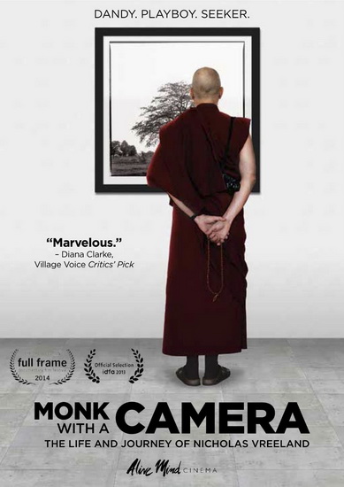 Monk With a Camera - SANTI GUIDO - MASCARA TINA