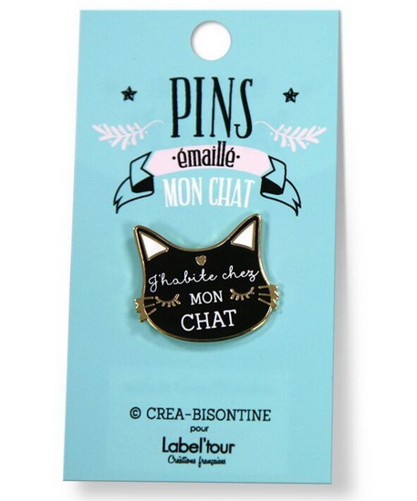 Epinglette J 39 Habite Chez Mon Chat Bijoux Et Accessoires Cadeaux Renaud Bray Com Livres Cadeaux Jeux