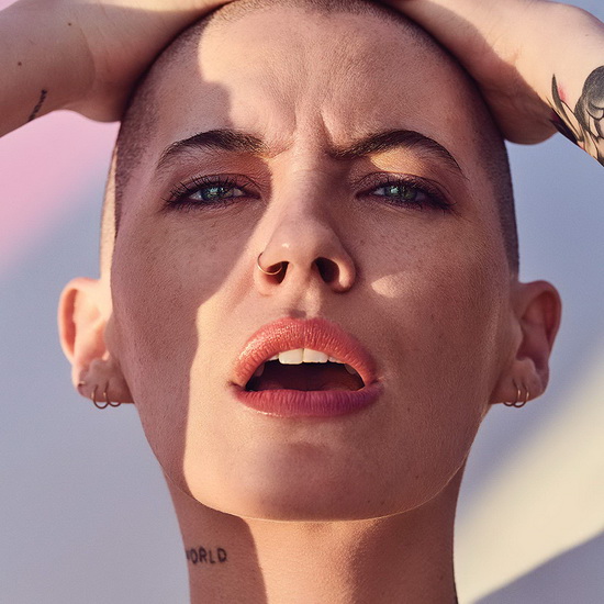 Champion - BISHOP BRIGGS