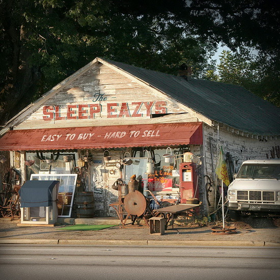 Easy To Buy, Hard To Sell - SLEEP EAZYS (THE)