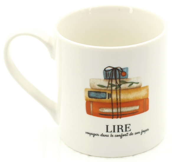 Tasse pile de livres