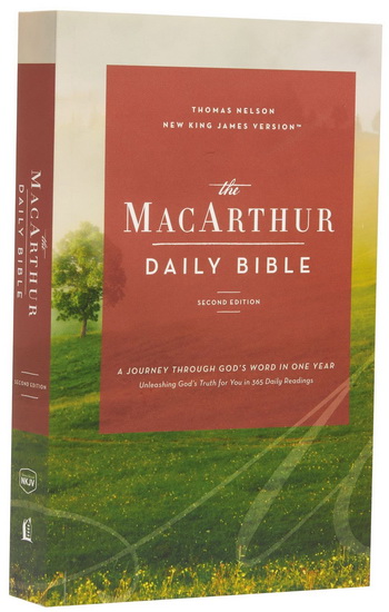 The NKJV, MacArthur Daily Bible, 2nd Edition, Paperback, Comfort Print - JOHN F MACARTHUR