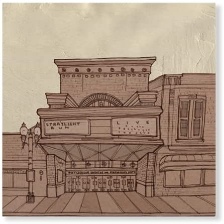 Live At The Patchogue Theatre - STRAYLIGHT RUN