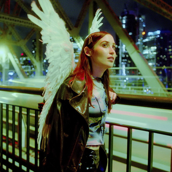 Giving The World Away (Vinyle) - HATCHIE
