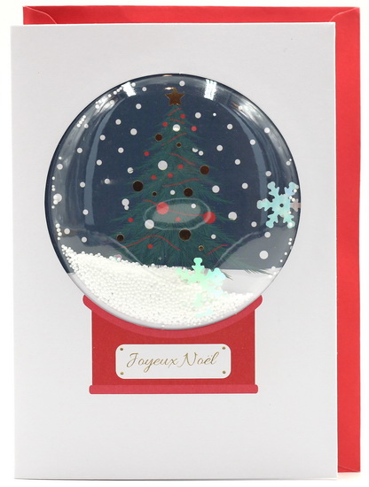 Sapin dans une boule à neige