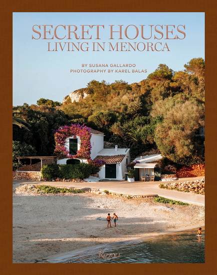 Secret Houses - SUSANA GALLARDO - KAREL BALAS