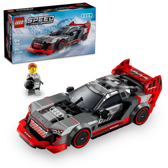 Voiture de course Audi S1 e-tron quattro