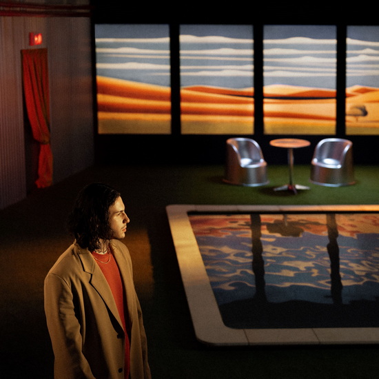 Discipline - PETIT BISCUIT