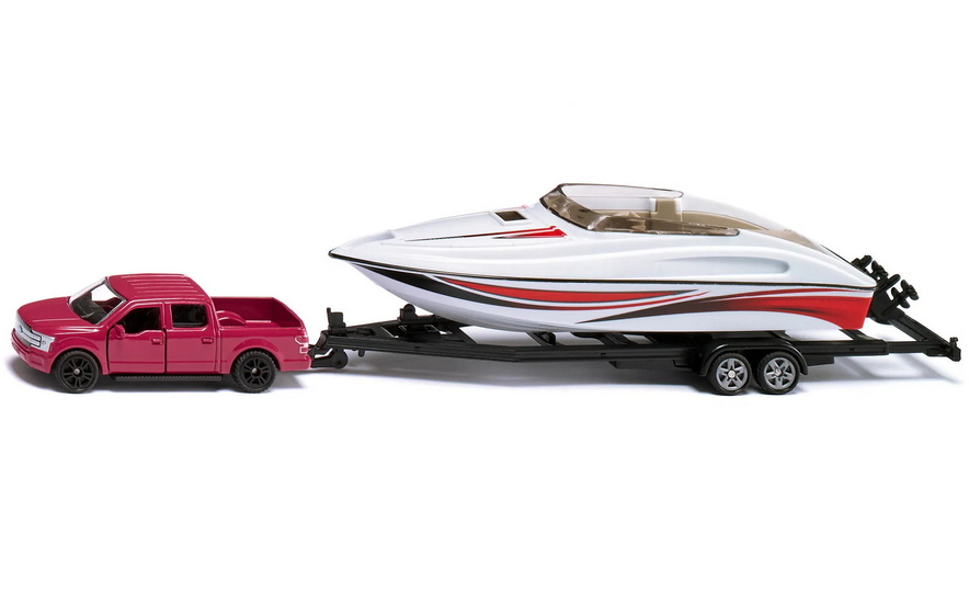 Ford F150 avec bateau à moteur