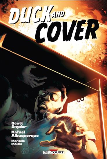 Duck and cover - SCOTT SNYDER - RAFAEL ALBUQUERQUE