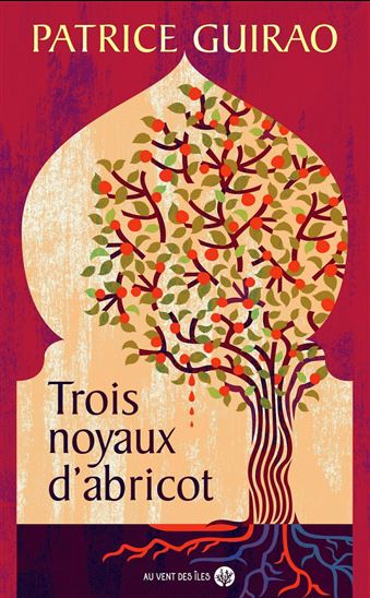 Trois noyaux d&#39;abricot - PATRICE GUIRAO